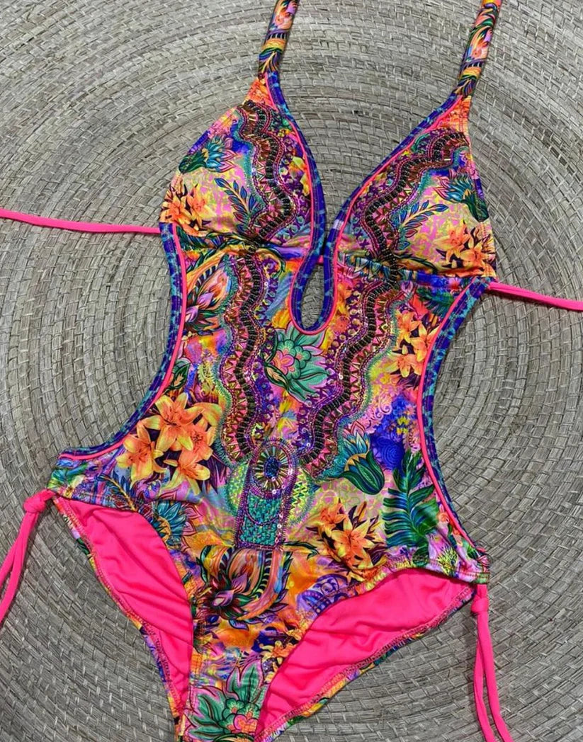 One Pieces